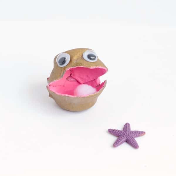 Open-Mouth Oyster Egg Carton Craft