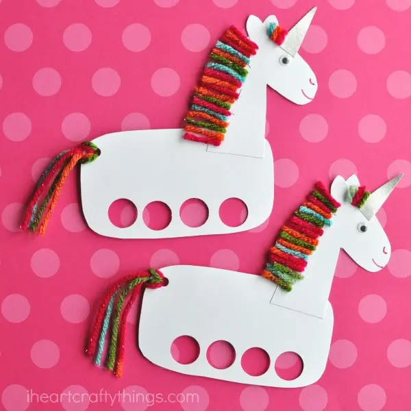 Four-Finger Unicorn Puppets