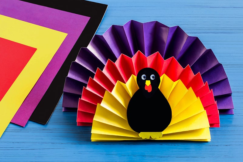 Flat Clothespin Turkey Kid Craft - The Resourceful Mama