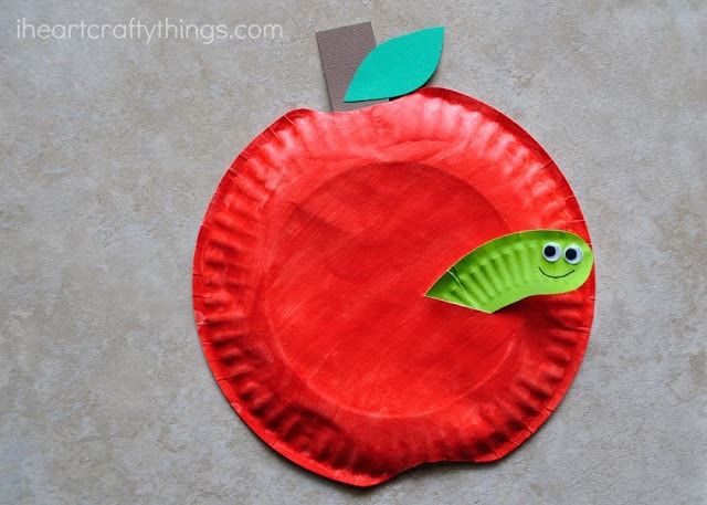 Apple Paper Plate Craft