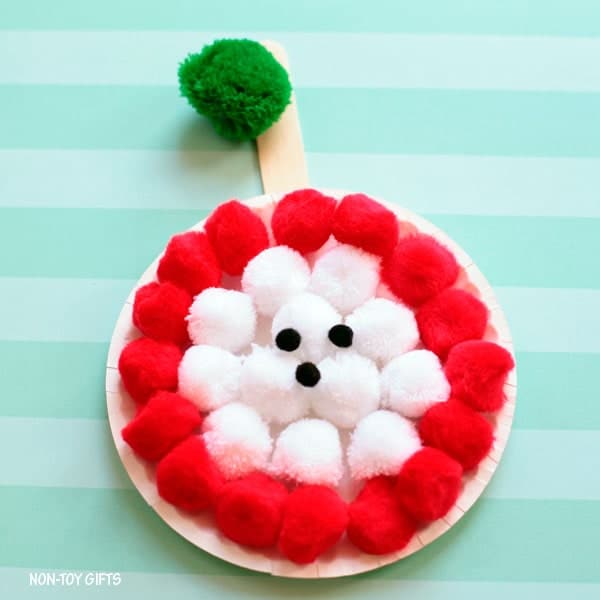 Fluffy Pom Pom Apple