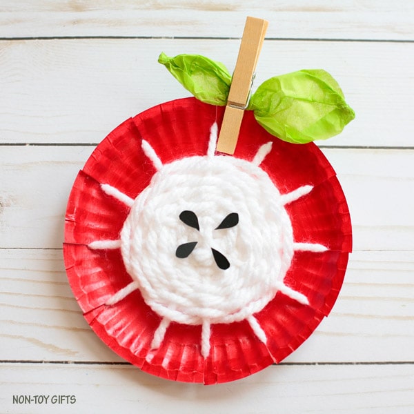 Woven Yarn Apples