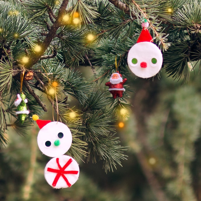 Cotton Pad Snowman Craft