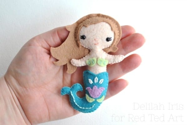Handheld Mermaid Friend
