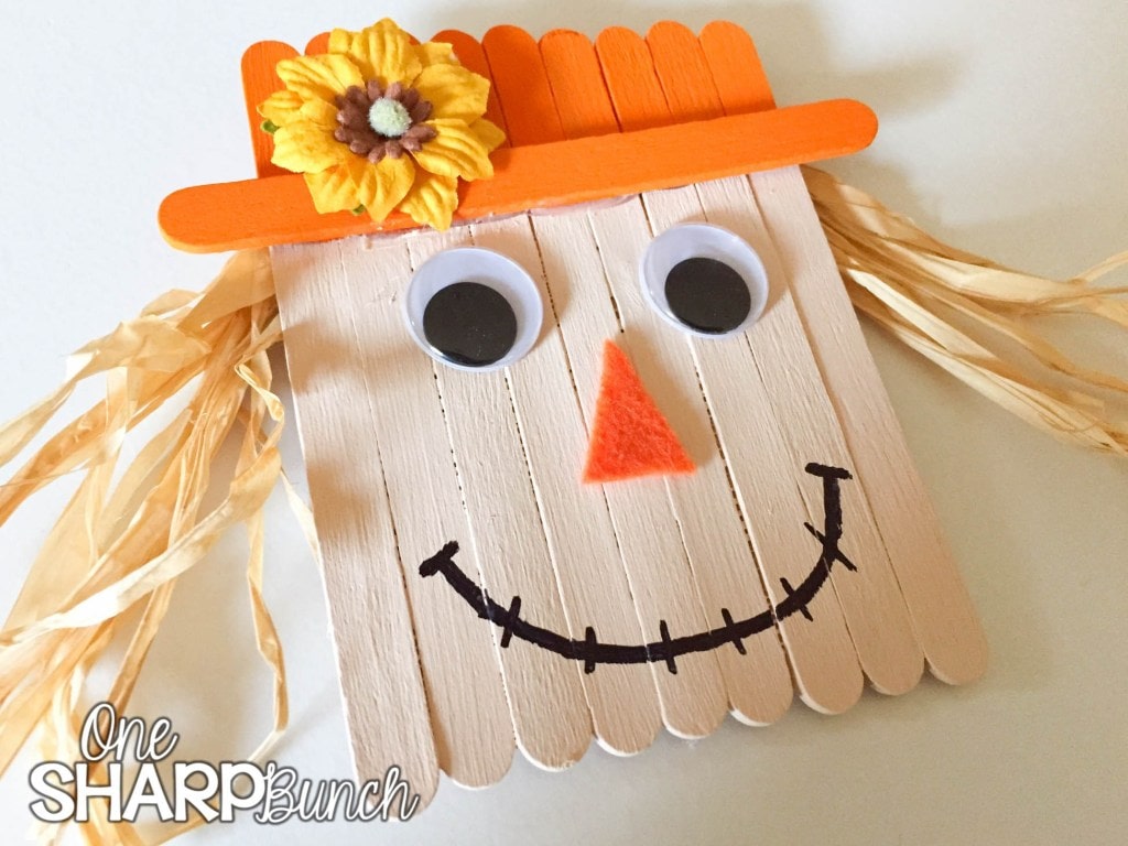 Scarecrow Autumn Craft