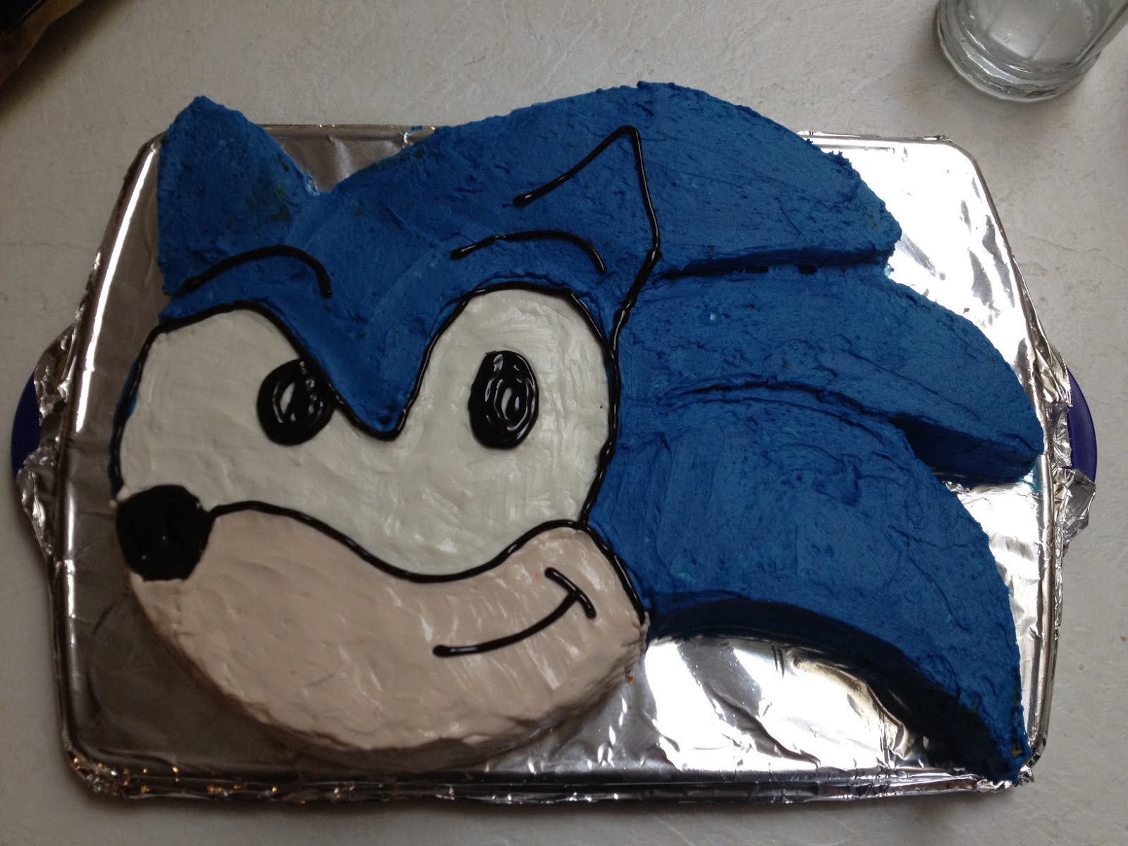 Easy Sonic Face Cake