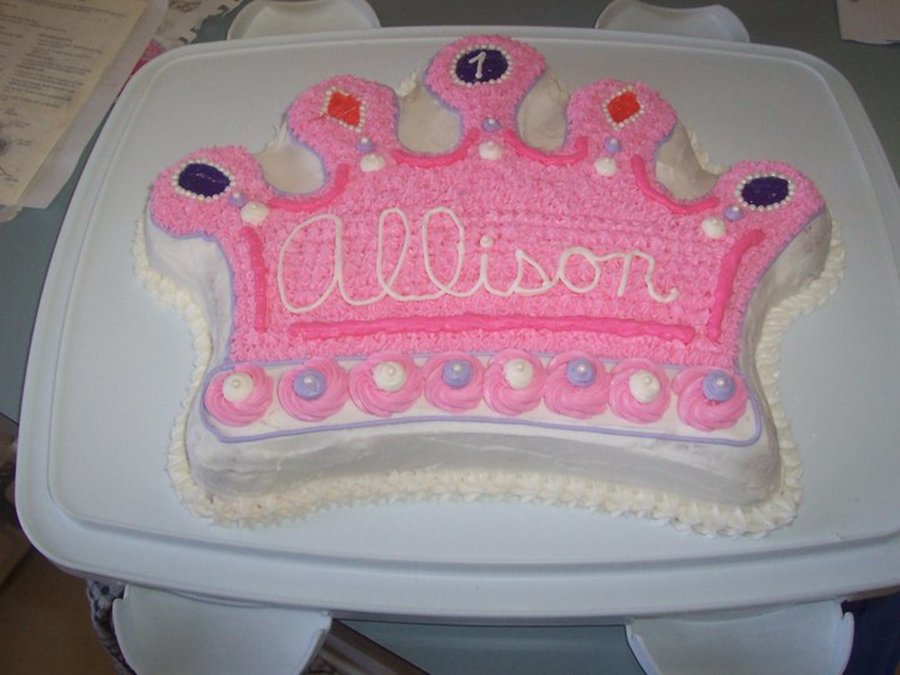 Tiara Cake